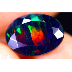 Opale Ethiopienne facettée AAA 2.65 carats