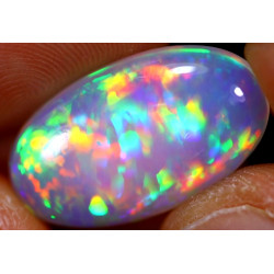 Opale éthiopienne honeycomb rainbow crystal 8.85 carats