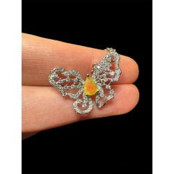 Pendentif argent "papillon" Opale Ethiopienne facettée