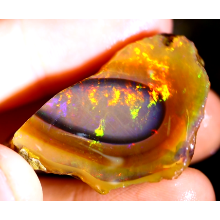 Opale brute crystal 43.35 carats