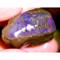 Opale brute crystal 44.25 carats