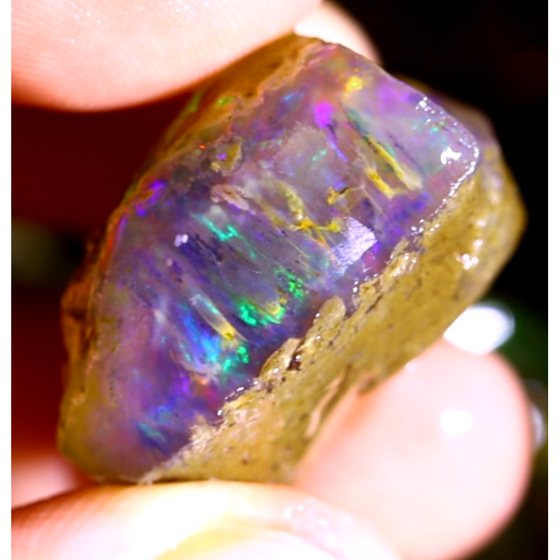 Opale brute crystal 44.25 carats