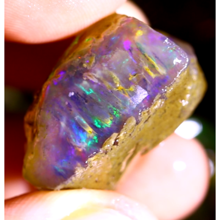 Opale brute crystal 44.25 carats