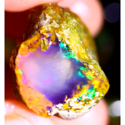 Opale brute crystal 43.15 carats