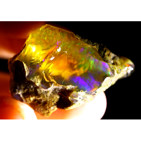 Opale brute crystal 60.90 carats
