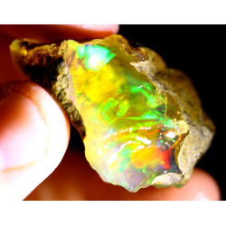 Opale brute crystal 60.90 carats