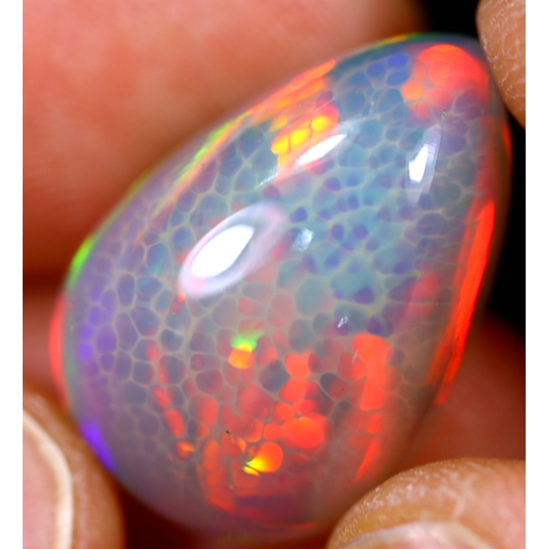 Opale éthiopienne 11.40 carats TOP GRADE
