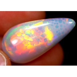 Opale éthiopienne 11.05 carats TOP GRADE