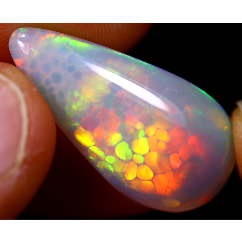 Opale éthiopienne 11.05 carats TOP GRADE