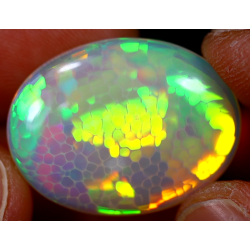 Opale éthiopienne 17.55 carats TOP GRADE