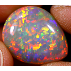 Opale éthiopienne 12.85 carats TOP GRADE