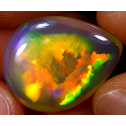 Opale éthiopienne 17.91 carats TOP GRADE