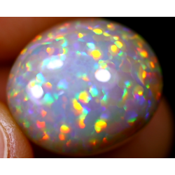 Opale éthiopienne 13.65 carats TOP GRADE