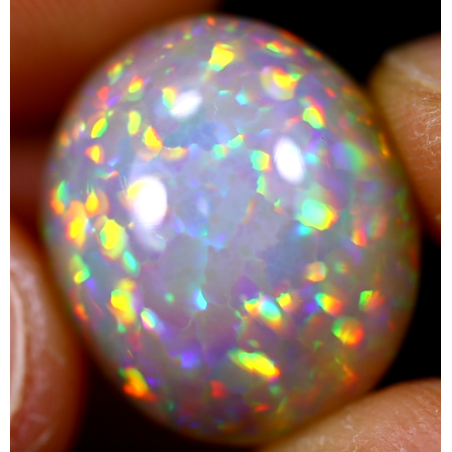Opale éthiopienne 13.65 carats TOP GRADE