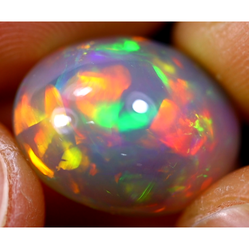 Opale éthiopienne 6.90 carats TOP GRADE