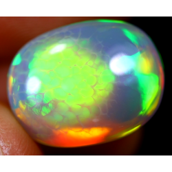 Opale éthiopienne 15.14 carats TOP GRADE