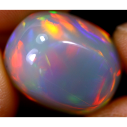 Opale éthiopienne 15.14 carats TOP GRADE