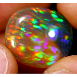 Opale éthiopienne rainbow crystal 9.50 carats