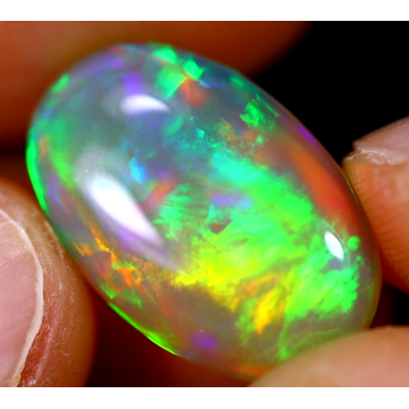 Opale éthiopienne rainbow crystal 7.65 carats