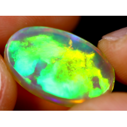 Opale éthiopienne rainbow crystal 7.65 carats