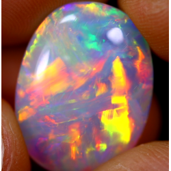 Opale éthiopienne 9.30 carats TOP GRADE