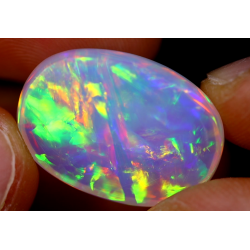 Opale éthiopienne 14.55 carats TOP GRADE