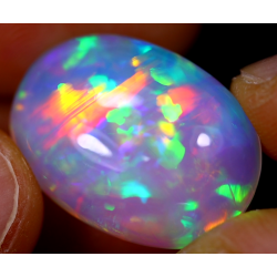 Opale éthiopienne 14.55 carats TOP GRADE
