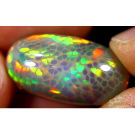 Opale éthiopienne 16.75 carats TOP GRADE