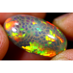 Opale éthiopienne 16.75 carats TOP GRADE