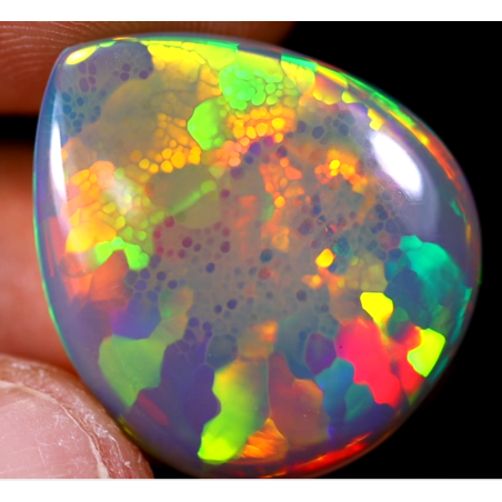 Opale éthiopienne 12.55 carats TOP GRADE