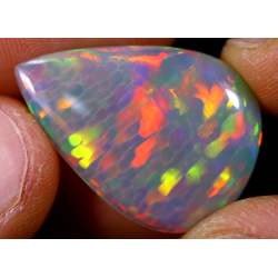 Opale éthiopienne 13.10 carats TOP GRADE
