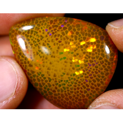 Opale éthiopienne 26.40 carats TOP GRADE