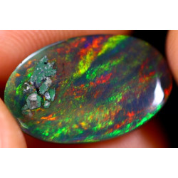 Opale éthiopienne AAA 4.05 carats