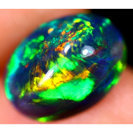 Opale éthiopienne AAA 3.60 carats