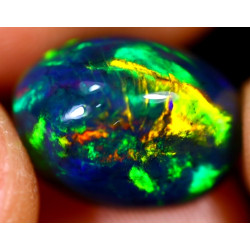 Opale éthiopienne AAA 3.60 carats
