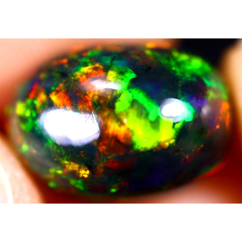 Opale éthiopienne AAA 4.95 carats
