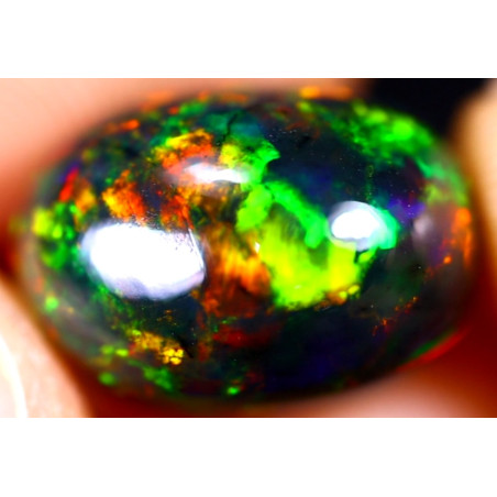 Opale éthiopienne AAA 4.95 carats