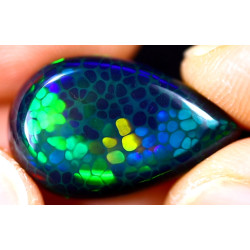 Opale éthiopienne TOP GRADE 11.40 carats