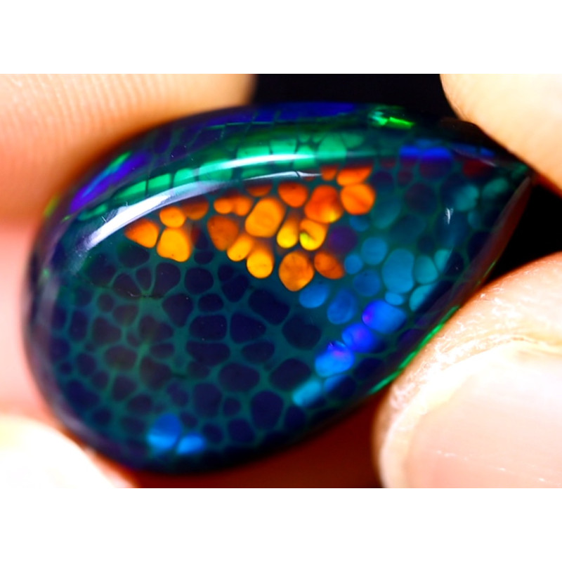 Opale éthiopienne TOP GRADE 11.40 carats