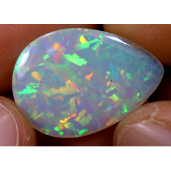 Opale éthiopienne 7.20 carats TOP GRADE