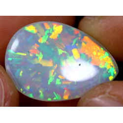 Opale éthiopienne 7.20 carats TOP GRADE