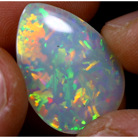 Opale éthiopienne 7.20 carats TOP GRADE