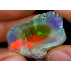 Opale brute ethiopienne TOP GRADE de 34.00 carats