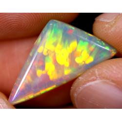 Opale éthiopienne 5.00 carats TOP GRADE