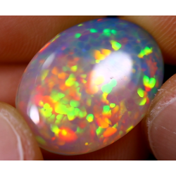 Opale éthiopienne 4.45 carats TOP GRADE