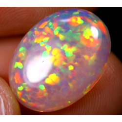 Opale éthiopienne 4.45 carats TOP GRADE