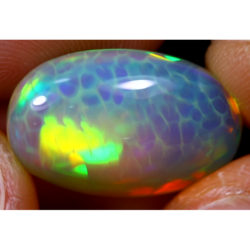 Opale éthiopienne 7.65 carats TOP GRADE