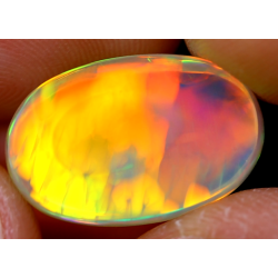 Opale éthiopienne 7.65 carats TOP GRADE