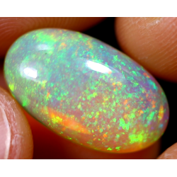 Opale éthiopienne 4.60 carats TOP GRADE