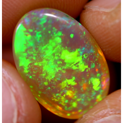 Opale éthiopienne 4.60 carats TOP GRADE